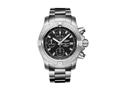 Breitling Avenger Chronograph 43 Automatik schwarzes Zifferblatt Metallband – Herrenuhren Chronograph aus Edelstahl. Das Gehäuse ist rund und silber. Das Edelstahlarmband ist silber. Das Zifferblatt ist ein Index in schwarz.