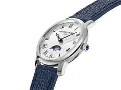 Frederique Constant Classics Slimline Ladies Moonphase Quarz Edelstahl 30mm weißes Zifferblatt blaues Lederband – Damenuhren Uhr ohne Datum aus Edelstahl und Leder. Das Gehäuse ist rund und silber. Das Lederarmband ist blau. Das Zifferblatt ist römisch und weiß. – Ansicht 2