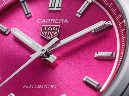 TAG Heuer Carrera Date Automatik Edelstahl 36mm pinkes Zifferblatt Metallband – Damenuhren Uhr mit Datum aus Edelstahl. Das Gehäuse ist rund und silber. Das Edelstahlarmband ist silber. Das Zifferblatt ist ein Index in rosa. – Ansicht 4