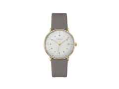 Junghans Max Bill Automatic Edelstahl PVD-Gelbgold 34mm graues Zifferblatt graues Lederband – Damenuhren Uhr mit Datum aus Edelstahl und PVD beschichtet. Das Gehäuse ist rund und gelbgold. Das Lederarmband ist grau. Das Zifferblatt ist ein Index in grau.