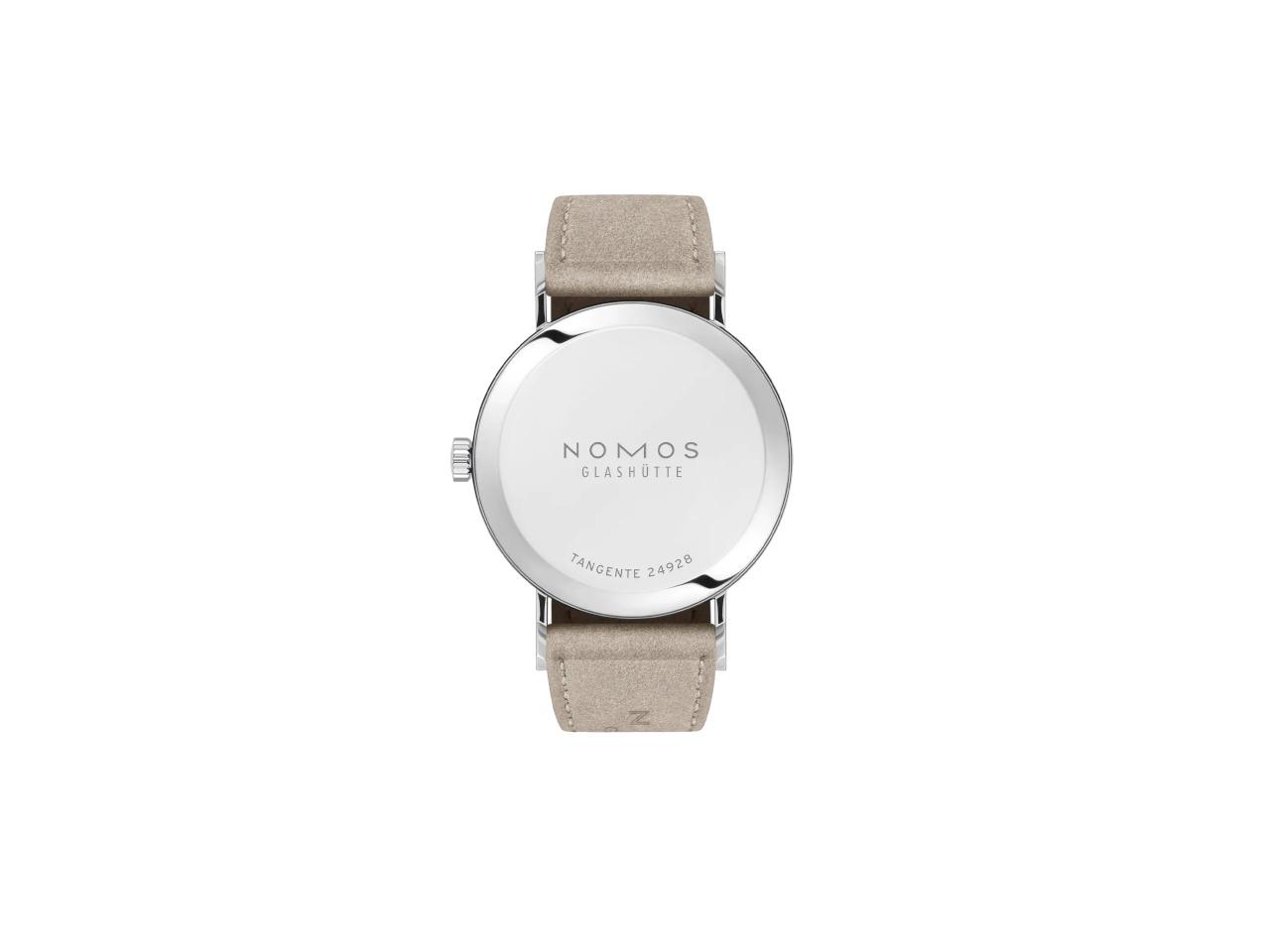 Nomos Glashütte Tangente 33 Champagner Handaufzug Edelstahl 33mm beiges Zifferblatt beiges Lederband Stahlboden – Damenuhren Uhr ohne Datum aus Edelstahl. Das Gehäuse ist rund und silber. Das Lederarmband ist beige. Das Zifferblatt ist arabisch Index und beige. – Ansicht 2