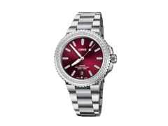 Oris Aquis Date Diamonds Automatik Edelstahl 41,5mm rotes ZIfferblatt Metallband – Damenuhren Uhr mit Datum aus Edelstahl. Das Gehäuse ist rund und silber. Das Edelstahlarmband ist silber. Das Zifferblatt ist ein Index in rot.