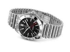 Breitling Chronomat Automatic GMT 40 Edelstahl schwarzes Zifferblatt Metallband – Herrenuhren Uhr mit Datum aus Edelstahl. Das Gehäuse ist rund und silber. Das Edelstahlarmband ist silber. Das Zifferblatt ist ein Index in schwarz. – Ansicht 2