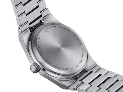 Tissot PRX Quarz Edelstahl 35mm blaues Zifferblatt Metallband – Damenuhren Uhr mit Datum aus Edelstahl. Das Gehäuse ist rund und silber. Das Edelstahlarmband ist silber. Das Zifferblatt ist ein Index in blau. – Ansicht 5