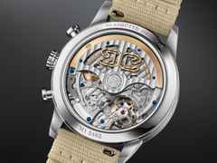 Glashütte Original Senator Chronograph Navigator Automatik Edelstahl 41mm schwarzes Zifferblatt beiges Textilband – Herrenuhren Chronograph aus Edelstahl. Das Gehäuse ist rund und silber. Das Textilarmband ist beige. Das Zifferblatt ist arabisch und schwarz. – Ansicht 7