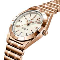 Breitling Chronomat 32 Quarz Rotgold weißes Zifferblatt Metallband – Damenuhren Uhr mit Datum aus 750 Rotgold. Das Gehäuse ist rund und roségold. Das Goldarmband ist roségold. Das Zifferblatt ist ein Index in weiß. – Ansicht 3