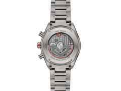TAG Heuer Carrera Chronograph Extreme Sport Automatik Titan 44mm skelettiertes Zifferblatt Metallband – Herrenuhren Chronograph aus Keramik und Titan. Das Gehäuse ist rund und silber. Das Edelstahlarmband ist silber. Das Zifferblatt ist skelettiert und rot. – Ansicht 2