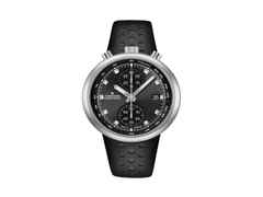 Junghans 1972 Competition Automatik Edelstahl 45x41mm schwarzes Zifferblatt schwarzes Lederband – Herrenuhren Chronograph aus Edelstahl. Das Gehäuse ist rund und silber. Das Lederarmband ist schwarz. Das Zifferblatt ist ein Index in schwarz.