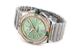 Breitling Super Chronomat Automatic 38 Edelstahl grünes Zifferblatt zweifarbiges Metallband – Damenuhren Uhr mit Datum aus 750 Rotgold, Edelstahl und Keramik. Das Gehäuse ist rund und silber. Das Edelstahlarmband mit Gold ist silber. Das Zifferblatt ist ein Index in grün. – Ansicht 2