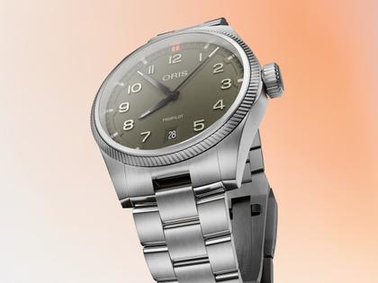 Oris ProPilot Date Automatik Edelstahl 41mm grünes Zifferblatt Metallband – Herrenuhren Uhr mit Datum aus Edelstahl. Das Gehäuse ist rund und silber. Das Edelstahlarmband ist silber. Das Zifferblatt ist arabisch und grün. – Ansicht 6