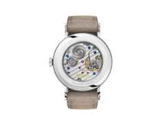 Nomos Glashütte Tangente 35 Nachtblau Handaufzug Edelstahl 35mm blaues Zifferblatt beiges Lederband Glasboden – Damenuhren Uhr ohne Datum aus Edelstahl und Leder. Das Gehäuse ist rund und silber. Das Lederarmband ist beige. Das Zifferblatt ist arabisch Index und blau. – Ansicht 2
