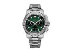 Breitling Avenger B01 Chronograph 42 Automatik Edelstahl 42mm grünes Zifferblatt Metallband – Herrenuhren Chronograph aus Edelstahl. Das Gehäuse ist rund und silber. Das Edelstahlarmband ist silber. Das Zifferblatt ist ein Index in grün.