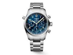 Longines Spirit Chronograph Automatik Edelstahl 42mm blaues Zifferblatt Metallband – Herrenuhren Chronograph aus Edelstahl. Das Gehäuse ist rund und silber. Das Edelstahlarmband ist silber. Das Zifferblatt ist arabisch Index und blau.