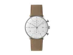 Junghans Max Bill Chronoscope Automatik Edelstahl 40mm silbernes Zifferblatt braunes Lederband – Herrenuhren Chronograph aus Edelstahl und Leder. Das Gehäuse ist rund und silber. Das Lederarmband ist braun. Das Zifferblatt ist arabisch Index und silber.