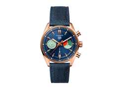 TAG Heuer Carrera Chronograph Skipper Automatik Rotgold 39mm blaues Zifferblatt blaues Textilband – Herrenuhren Chronograph aus 750 Rotgold. Das Gehäuse ist rund und silber. Das Textilarmband ist blau. Das Zifferblatt ist ein Index in blau.