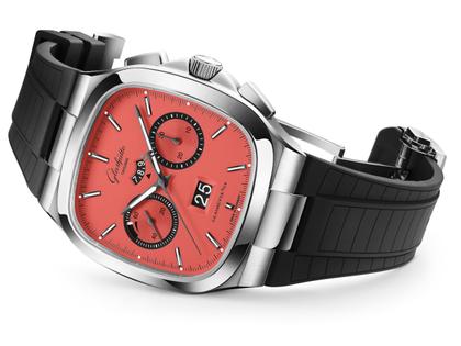 Glashütte Original Seventies Chronograph Panoramadatum Watermelon Automatik Edelstahl 40mm rotes Zifferblatt Metallband limitiert – Herrenuhren Chronograph aus 585 Weißgold und Edelstahl. Das Gehäuse ist quadratisch und silber. Das Edelstahlarmband ist silber. Das Zifferblatt ist ein Index in rot. – Ansicht 2
