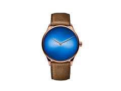 H. Moser & Cie. Venturer Concept Arctic Blue Fumé Handaufzug Rotgold 39mm blaues Zifferblatt braunes Lederband – Herrenuhren Uhr ohne Datum aus 750 Rotgold. Das Gehäuse ist rund und roségold. Das Lederarmband ist braun. Das Zifferblatt ist ohne Zeichen und blau.