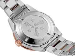 Rado Captain Cook Automatik Edelstahl 42mm roségold beschichtet blau Edelstahlband bicolor – Herrenuhren Uhr mit Datum aus Edelstahl und PVD beschichtet. Das Gehäuse ist rund und silber-roségold. Das Edelstahlarmband ist silber-roségold. Das Zifferblatt ist ein Index in grün. – Ansicht 4