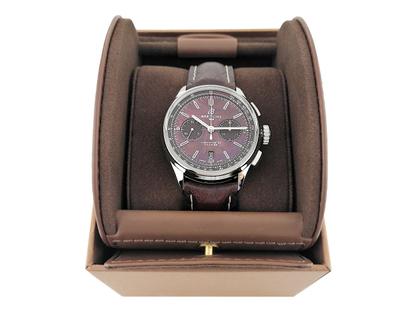 Breitling Premier B01 Chronograph Bentley Centenary Limited Edition Automatik 42mm Lederband AB01181A1Q1X1 Full Set Occasion Neu – Herrenuhren Chronograph aus Edelstahl. Das Gehäuse ist rund und silber. Das Lederarmband ist braun. Das Zifferblatt ist ein Index in braun. – Ansicht 5