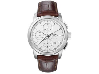 Mühle Glashütte Germanika I Chronograph mit Datum silber – Herrenuhren Chronograph aus Edelstahl. Das Armband ist ein Lederarmband Kroko / Alligator. Der Zifferblatt ist ein Index.