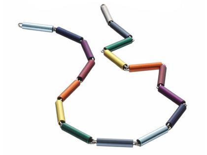 Apero Röhrli Kette bunt – Halsschmuck Collier aus Aluminium.