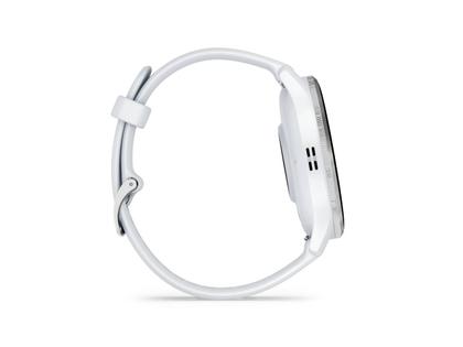 Garmin Venu 3 faserverstärktes Polymer Steinweiß 45mm steinweißes Kautschukband – Herrenuhren Uhr Multifunktion aus Edelstahl, Kautschuk und Kunststoff. Das Gehäuse ist rund und weiß. Das Kautschuk / Kunststoff / Silikon Armband ist weiß. Das Zifferblatt ist digital und schwarz. – Ansicht 6