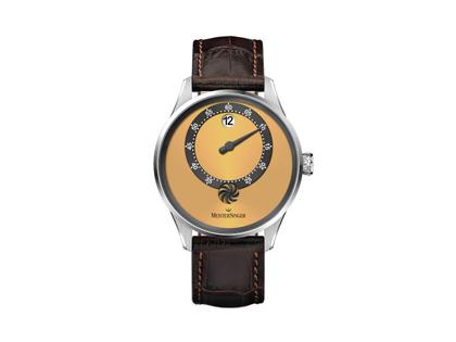MeisterSinger Panthero Jumping Hour Automatik Edelstahl 40,5mm goldenes Zifferblatt braunes Lederband – Herrenuhren Uhr mit Datum aus Edelstahl und Leder. Das Gehäuse ist rund und silber. Das Lederarmband ist braun. Das Zifferblatt ist arabisch Index und gelbgold.