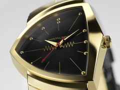 Hamilton Ventura Gold Quartz Limited Edition Gelbgold 33x52mm schwarzes Zifferblatt Lederband – Herrenuhren Uhr ohne Datum aus 585 Gelbgold und Leder. Das Gehäuse ist sonstige Form und gelbgold. Das Lederarmband ist schwarz. Das Zifferblatt ist ein Index in schwarz. – Ansicht 5