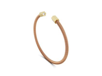 Niessing Colette Elementyx Space Hexagon Armreif Classic Red/Classic Yellow 56mm mit Brillanten 0,200ct – Armschmuck Armreif in rotgold und aus 750 Gelbgold und 750 Rotgold.
