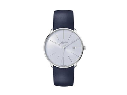 Junghans Meister fein Automatic Signatur Edelstahl 39,5mm hellblaues Zifferblatt blaues Lederband – Damenuhren Uhr mit Datum aus Edelstahl und Leder. Das Gehäuse ist rund und silber. Das Lederarmband ist blau. Das Zifferblatt ist ein Index in blau.