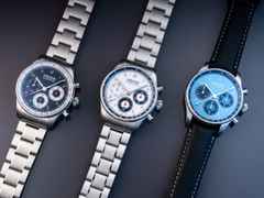 Union Glashütte Belisar Chronograph Automatik Edelstahl 40mm blaues Zifferblatt schwarzes Lederband – Herrenuhren Chronograph aus Edelstahl und Leder. Das Gehäuse ist rund und silber. Das Lederarmband ist schwarz. Das Zifferblatt ist arabisch Index und blau. – Ansicht 5