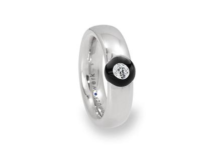 Schmuckwerk Glasklar Kugel Ring Edelstahl oval – Ringe Ring mit Besatz aus Edelstahl.