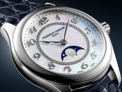 Frederique Constant Classics Elegance Luna Automatik Edelstahl 36mm weißes Zifferblatt blaues Lederband – Damenuhren Uhr ohne Datum aus Edelstahl und Leder. Das Gehäuse ist rund und silber. Das Lederarmband ist blau. Das Zifferblatt ist arabisch und weiß. – Ansicht 5