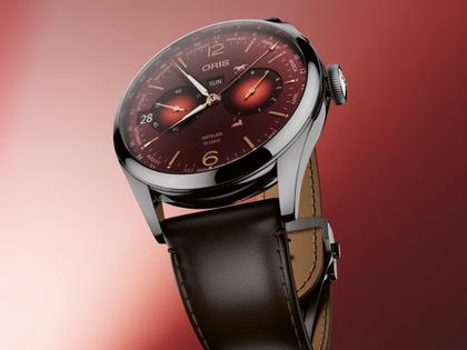 Oris Artelier Calibre 113 Year of the Horse Handaufzug Edelstahl 43mm rotes Zifferblatt braunes Lederband limitiert – Herrenuhren Uhr mit Datum aus Edelstahl und Leder. Das Gehäuse ist rund und silber. Das Lederarmband ist braun. Das Zifferblatt ist arabisch Index und rot. – Ansicht 5