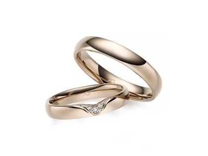 Gerstner Basic-Kollektion Trauring Paar aus 585/- Haselnussgold mit Brillanten 0,025ct – Ringe Trauring mit Besatz in braun und aus 585 Weißgold/Rotgold.