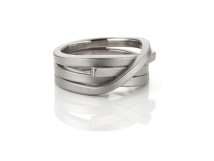Oliver Schmidt Knoten 3fach gewickelt Damenring Edelstahl 3,2mm – Ringe Ring aus Edelstahl.