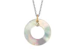 Gellner Sonderedition Collier "Roller Light Edition" Silber 45cm Kreis aus weißem Perlmutt mit Briolett 0,230ct – Halsschmuck Collier aus 750 Rotgold, 925 Silber und und . – Ansicht 2