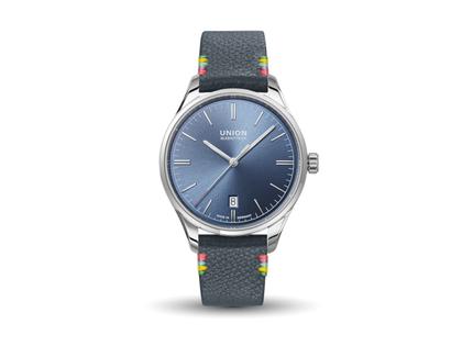 Union Glashütte Viro Datum Limited Edition Chemnitz Kulturhauptstadt 2025 – Herrenuhren Uhr mit Datum aus Edelstahl. Das Gehäuse ist rund und silber. Das Edelstahlarmband ist silber. Das Zifferblatt ist ein Index in blau.