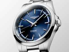 Longines Conquest Automatik Edelstahl 41mm blaues Zifferblatt Metallband – Herrenuhren Uhr mit Datum aus Edelstahl. Das Gehäuse ist rund und silber. Das Edelstahlarmband ist silber. Das Zifferblatt ist ein Index in blau. – Ansicht 2