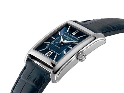 Frederique Constant Classics Carree Automatic Edelstahl blaues Zifferblatt blaues Lederband – Herrenuhren Uhr mit Datum aus Edelstahl und Leder. Das Gehäuse ist rechteckig und silber. Das Lederarmband ist blau. Das Zifferblatt ist ein Index in blau. – Ansicht 3