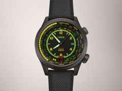 Oris ProPilot Altimeter "Mission Control" X Bamford Watch Department Automatik Karbon 47mm schwarzes Zifferblatt schwarzes Textilband Limited Edition – Herrenuhren Uhr mit Datum aus Carbon, Leder, PVD beschichtet und Titan. Das Gehäuse ist rund und schwarz. Das Textilarmband ist schwarz. Das Zifferblatt ist arabisch Index und schwarz. – Ansicht 2