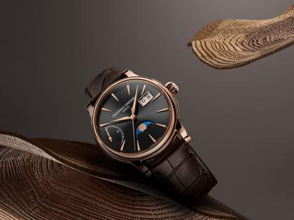 Frederique Constant Manufacture Classic Power Reserve Big Date Limited Edition Automatik Roségold 40mm schwarzes Zifferblatt braunes Lederband – Herrenuhren Uhr mit Datum aus 750 Rotgold und Leder. Das Gehäuse ist rund und roségold. Das Lederarmband Kroko / Alligator ist braun. Das Zifferblatt ist ein Index in schwarz. – Ansicht 4