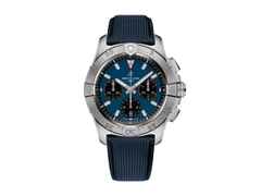 Breitling Avenger B01 Chronograph 42 Automatik Edelstahl 42mm blaues Zifferblatt blaues Lederband – Herrenuhren Chronograph aus Edelstahl und Leder. Das Gehäuse ist rund und silber. Das Lederarmband ist blau. Das Zifferblatt ist ein Index in blau.