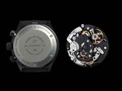 Porsche Design Chronograph 1 - Hodinkee 2024 Limited Edition Automatik Titan beschichtet 41mm schwarzes Zifferblatt Metallband beschichtet – Herrenuhren Chronograph aus Titan und Titancarbid beschichtet. Das Gehäuse ist rund und schwarz. Das Titanarmband ist schwarz. Das Zifferblatt ist arabisch Index und schwarz. – Ansicht 8