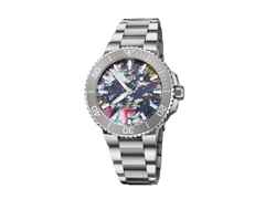 Oris Aquis Date Upcycle Automatik Edelstahl 41,5mm mehrfarbiges Zifferblatt Metallband – Herrenuhren Uhr mit Datum aus Edelstahl und Keramik. Das Gehäuse ist rund und silber. Das Edelstahlarmband ist silber. Der Zifferblatt ist ein Index.