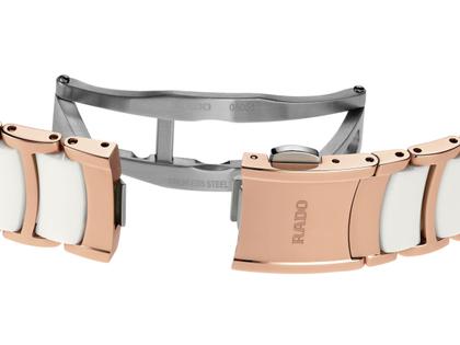 Rado Centrix Diamonds Automatik Edelstahl Roségold-PVD 30,5mm weißes Zifferblatt mit Brillanten Metallband – Damenuhren Uhr mit Datum aus Edelstahl, Keramik und PVD beschichtet. Das Gehäuse ist rund und roségold. Das Keramikarmband ist weiß. Das Zifferblatt ist ein Index in weiß. – Ansicht 5