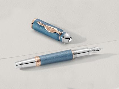Montblanc Writers Edition                     2025: Johann Wolfgang von Goethe Limited Edition  Füllfederhalter M – Schreibgeräte Füllfederhalter in blau und aus Edelharz, Metall, platiniert und vergoldet. – Ansicht 2