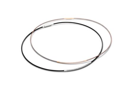 Jörg Kaiser Collier Edelstahl schwarz und Platin 42cm mit Brillanten 0,330ct – Halsschmuck Halsreif aus 950 Platin, Edelstahl und und .
