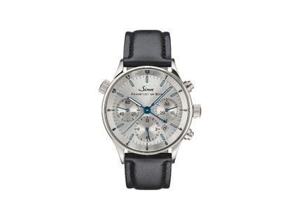 Sinn Spezialuhren 6000 Frankfurter Finanzplatzuhr Automatik Edelstahl 38,5mm silberfarbenes Zifferblatt Metallband limitiert – Herrenuhren Chronograph aus Edelstahl. Das Gehäuse ist rund und silber. Das Edelstahlarmband ist silber. Das Zifferblatt ist ein Index in silber. – Ansicht 2