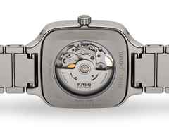 Rado True Square Automatik Keramik grau Open Heart Keramikband – Herrenuhren Uhr ohne Datum aus Keramik. Das Gehäuse ist quadratisch und grau. Das Keramikarmband ist grau. Das Zifferblatt ist skelettiert und blau. – Ansicht 2